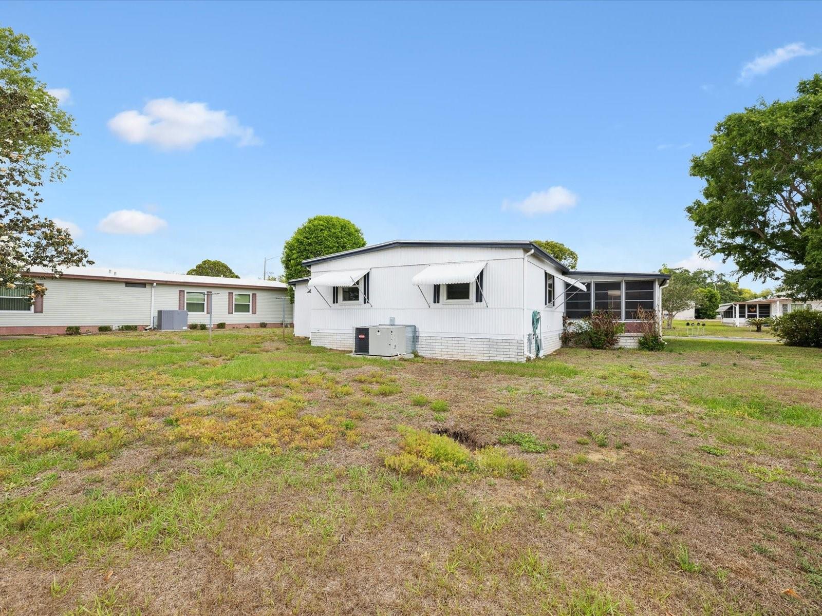 Image 39 of 66 For 14200 Sandhurst Street