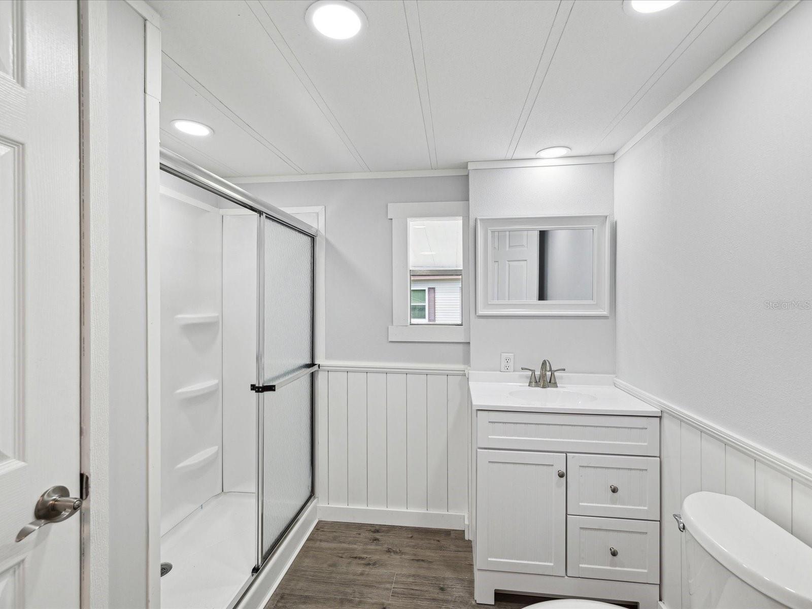 Image 7 of 66 For 14200 Sandhurst Street