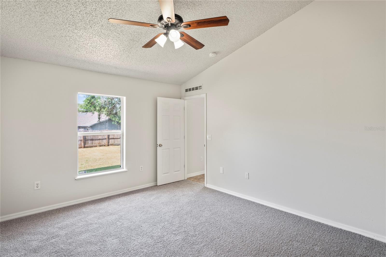 Image 11 of 25 For 8461 Apple Orchard Road
