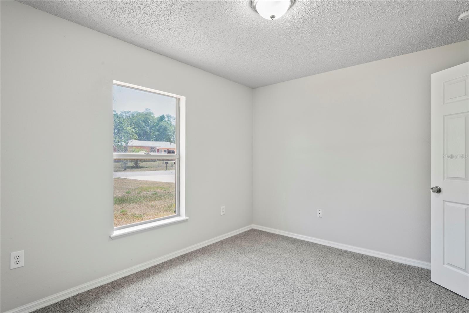 Image 17 of 25 For 8461 Apple Orchard Road