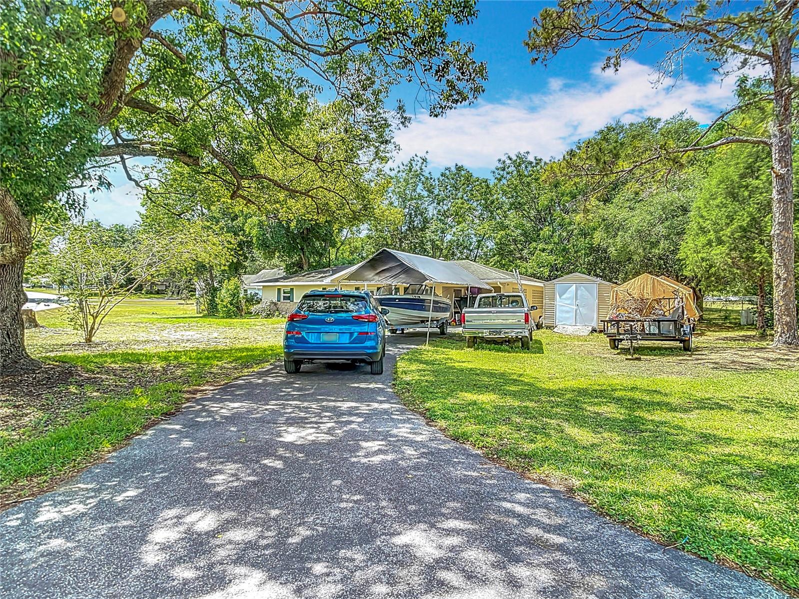 Listing photo id 8 for 6203 Sumter Drive