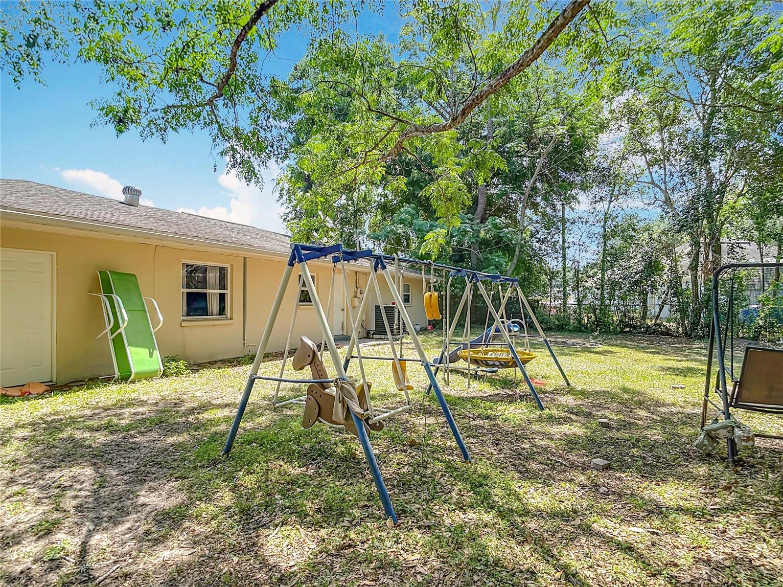 Listing photo id 43 for 6203 Sumter Drive