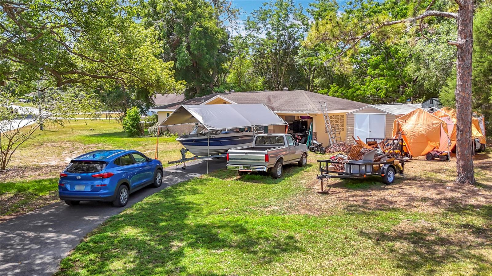 Listing photo id 3 for 6203 Sumter Drive