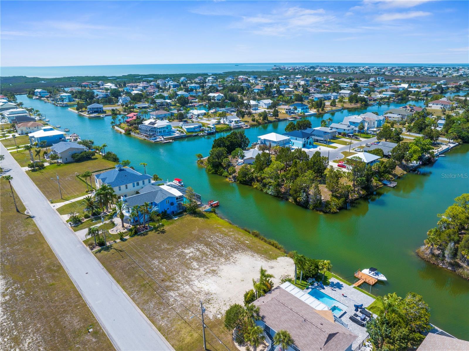 Image 2 of 11 For 4041 Amberjack Drive