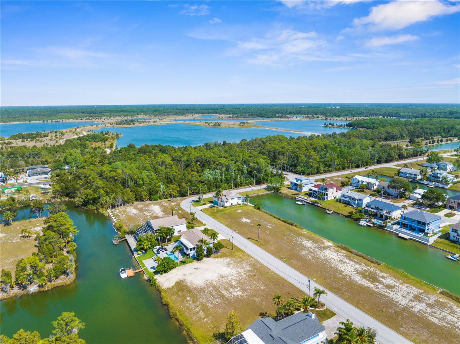 Image 6 of 11 For 4041 Amberjack Drive