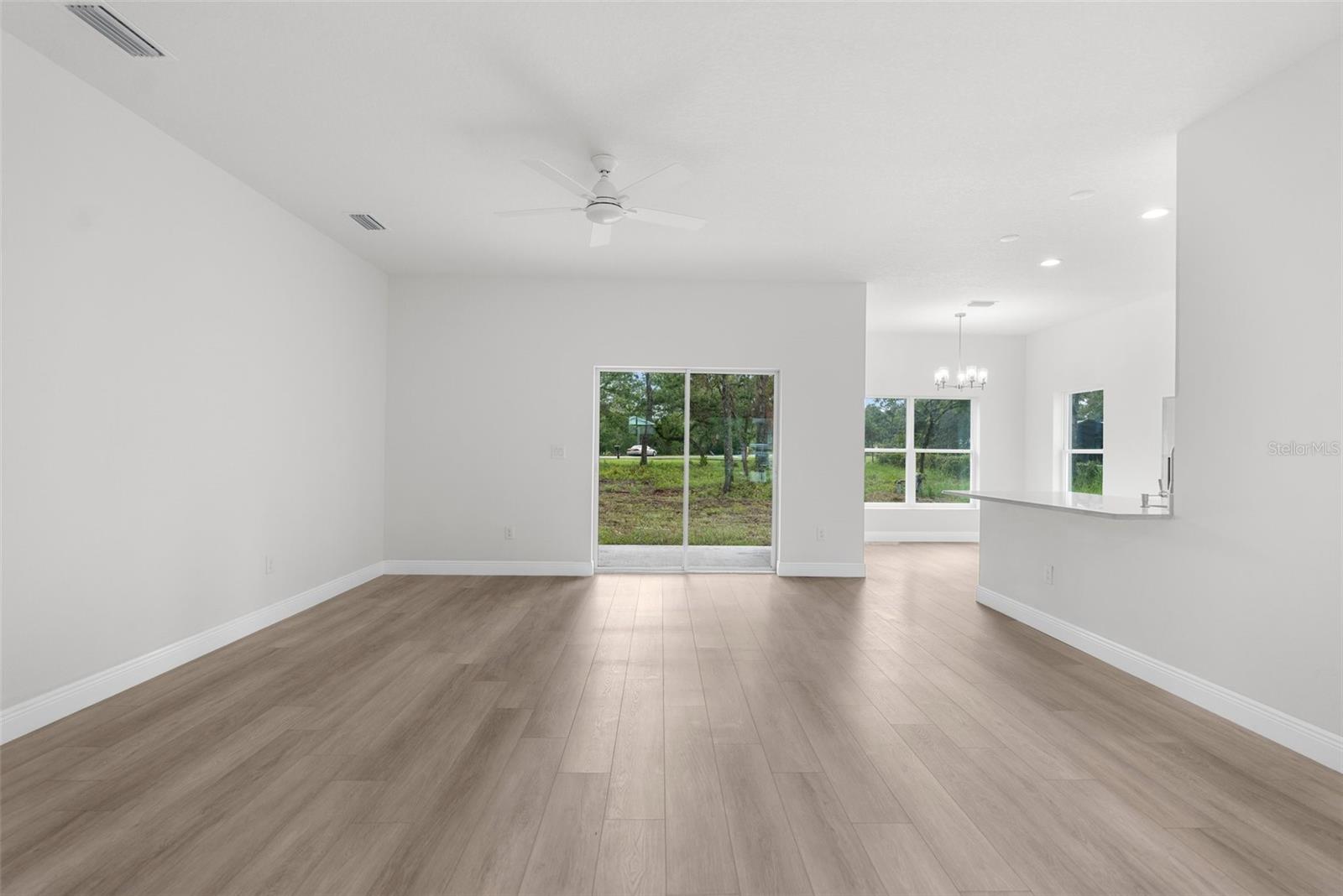 Image 12 of 47 For 12331 Fulmar Road