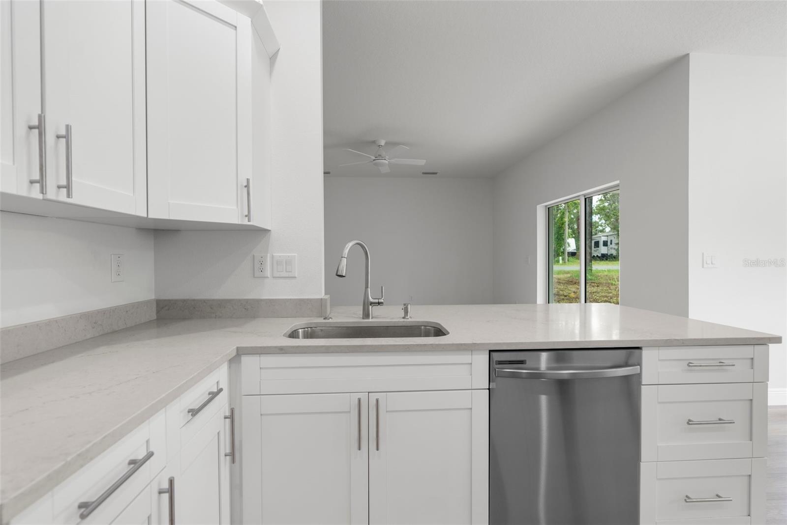 Image 3 of 47 For 12331 Fulmar Road