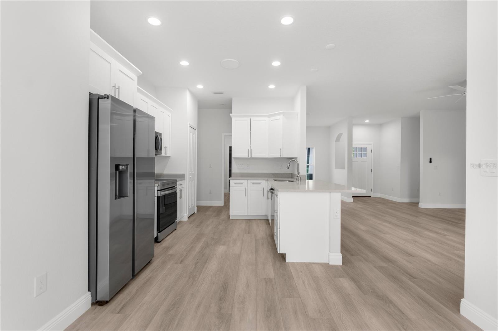 Image 6 of 47 For 12331 Fulmar Road