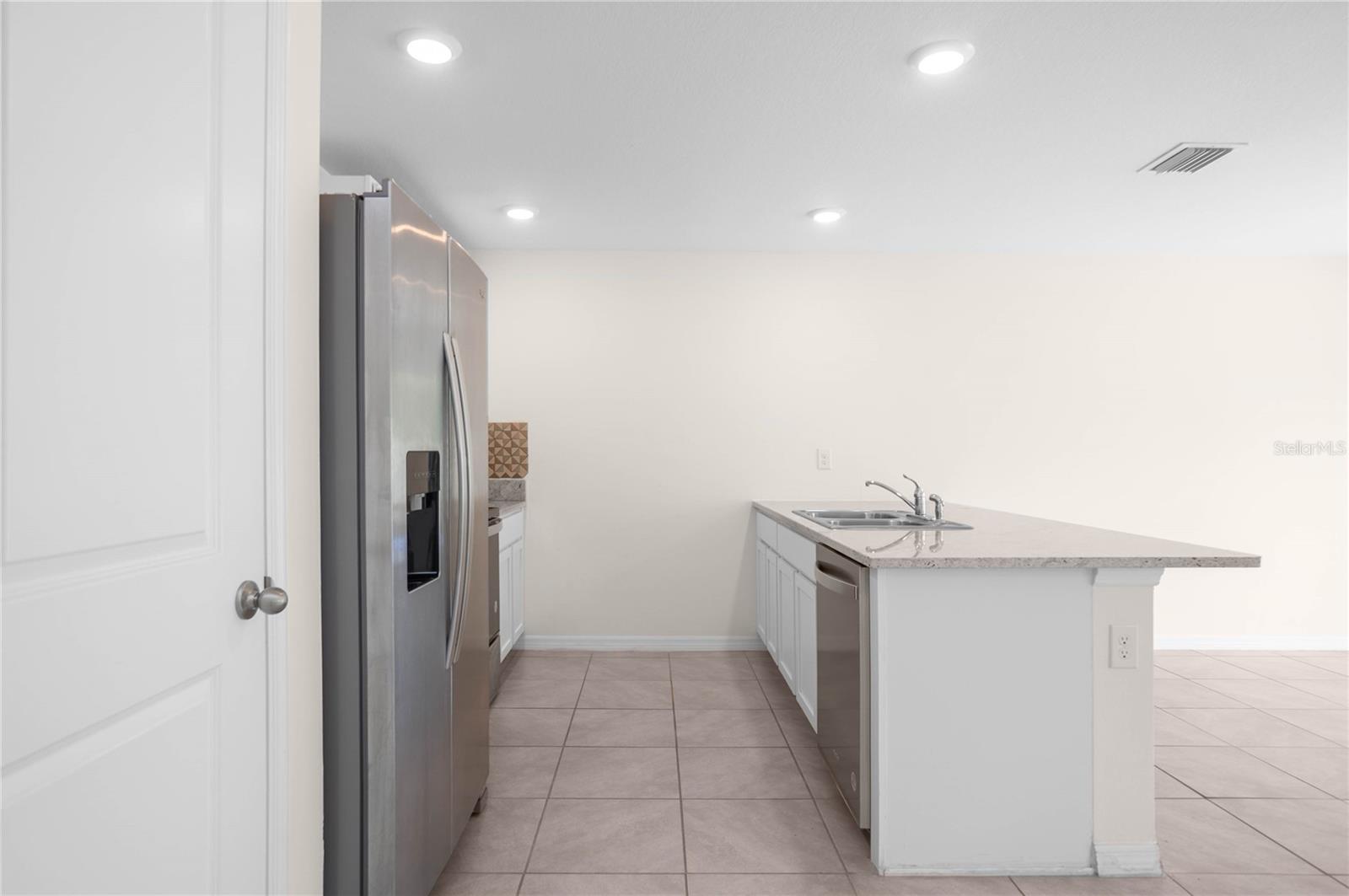 Image 6 of 32 For 8471 Clearway Drive