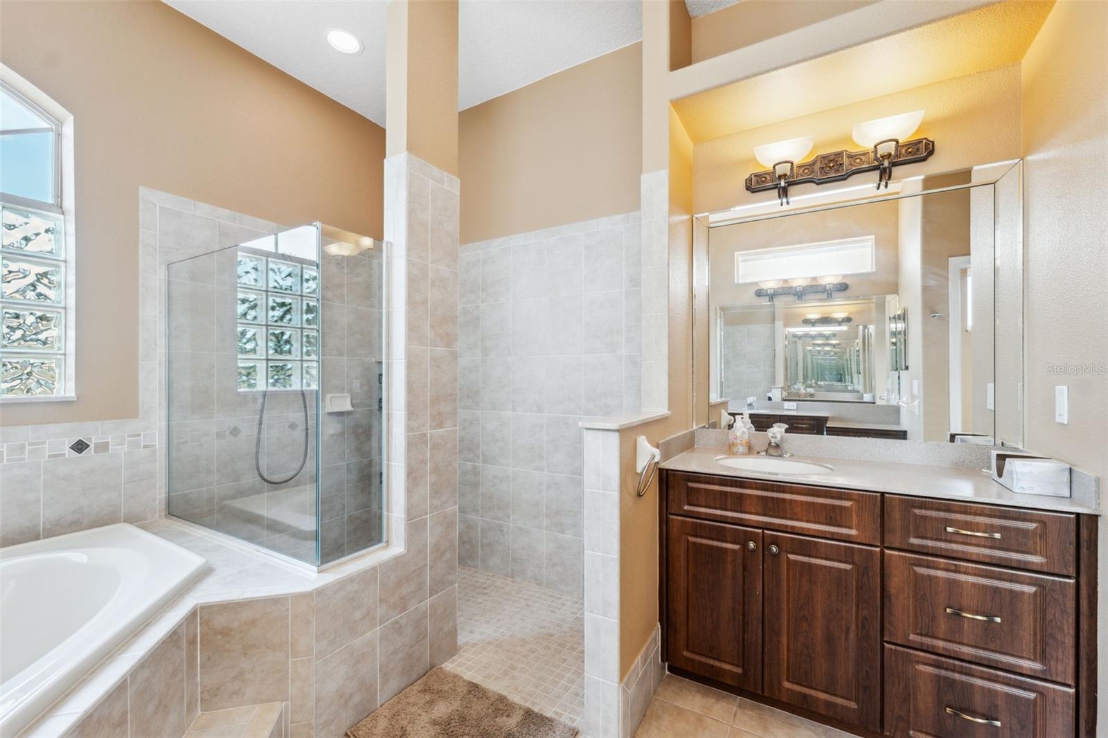 Image 29 of 76 For 4080 Gevalia Drive