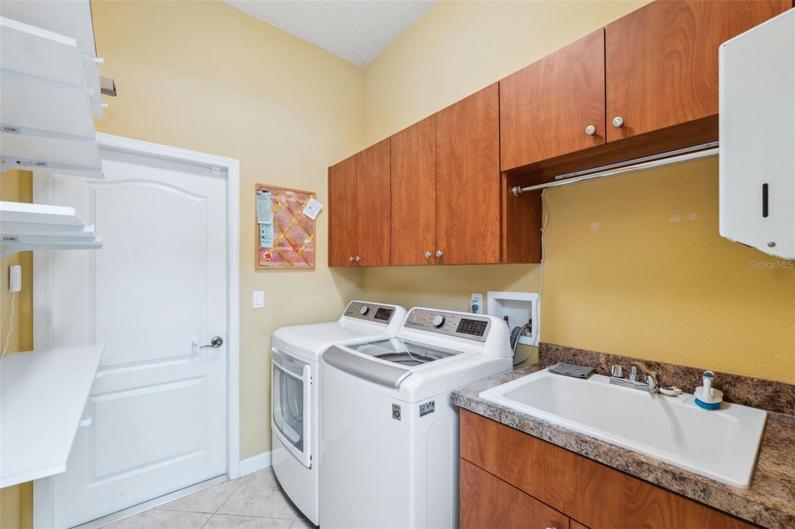 Image 40 of 76 For 4080 Gevalia Drive