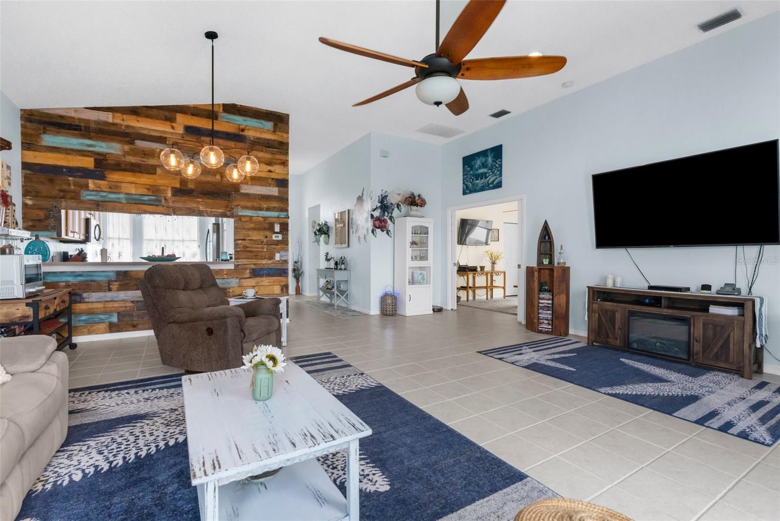 Image 13 of 37 For 18209 Breland Drive