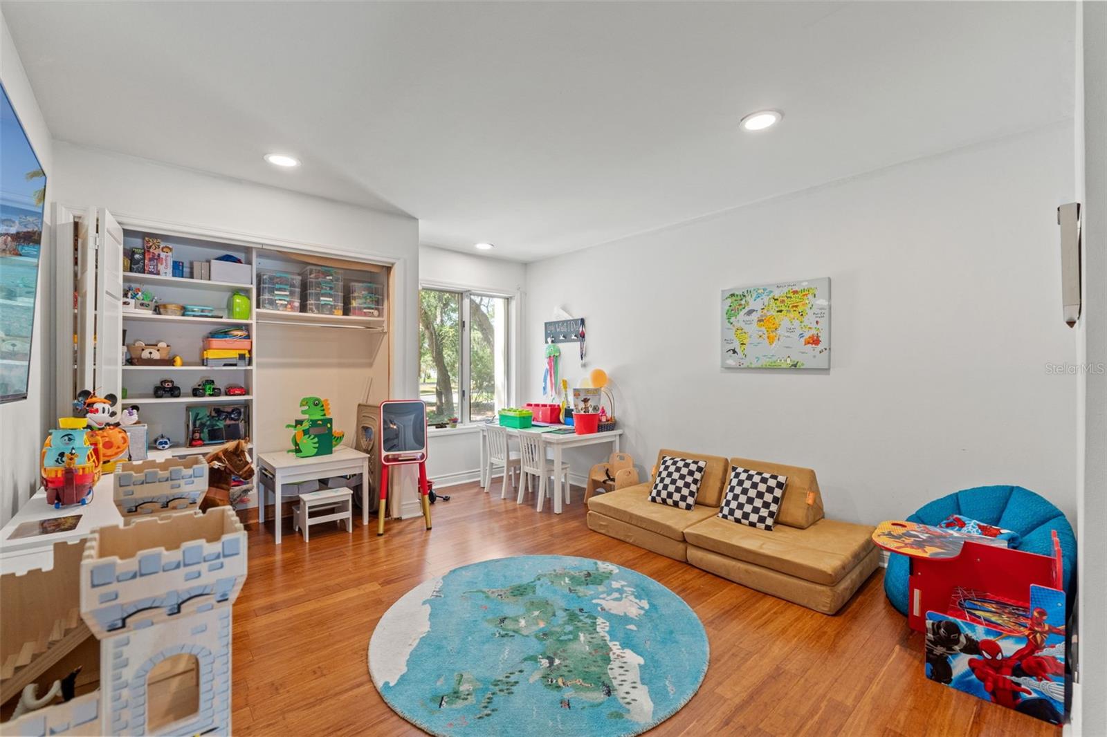 Image 57 of 92 For 520 Lafayette Boulevard