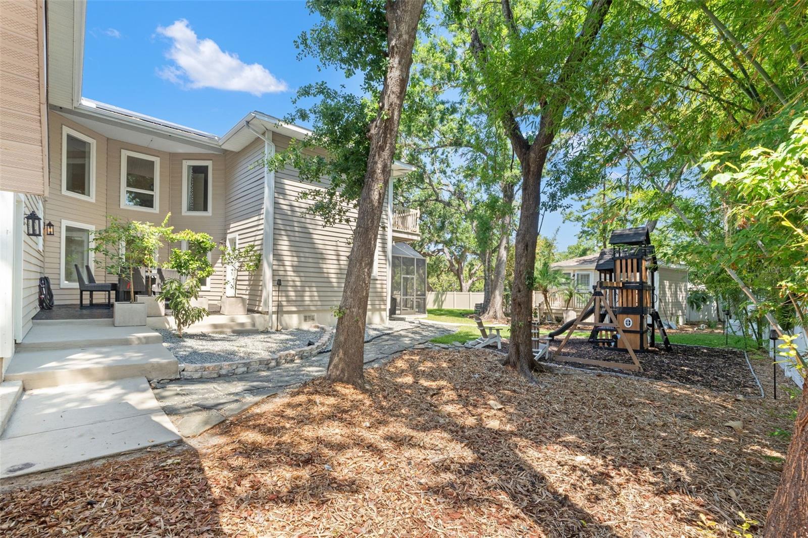 Image 89 of 92 For 520 Lafayette Boulevard