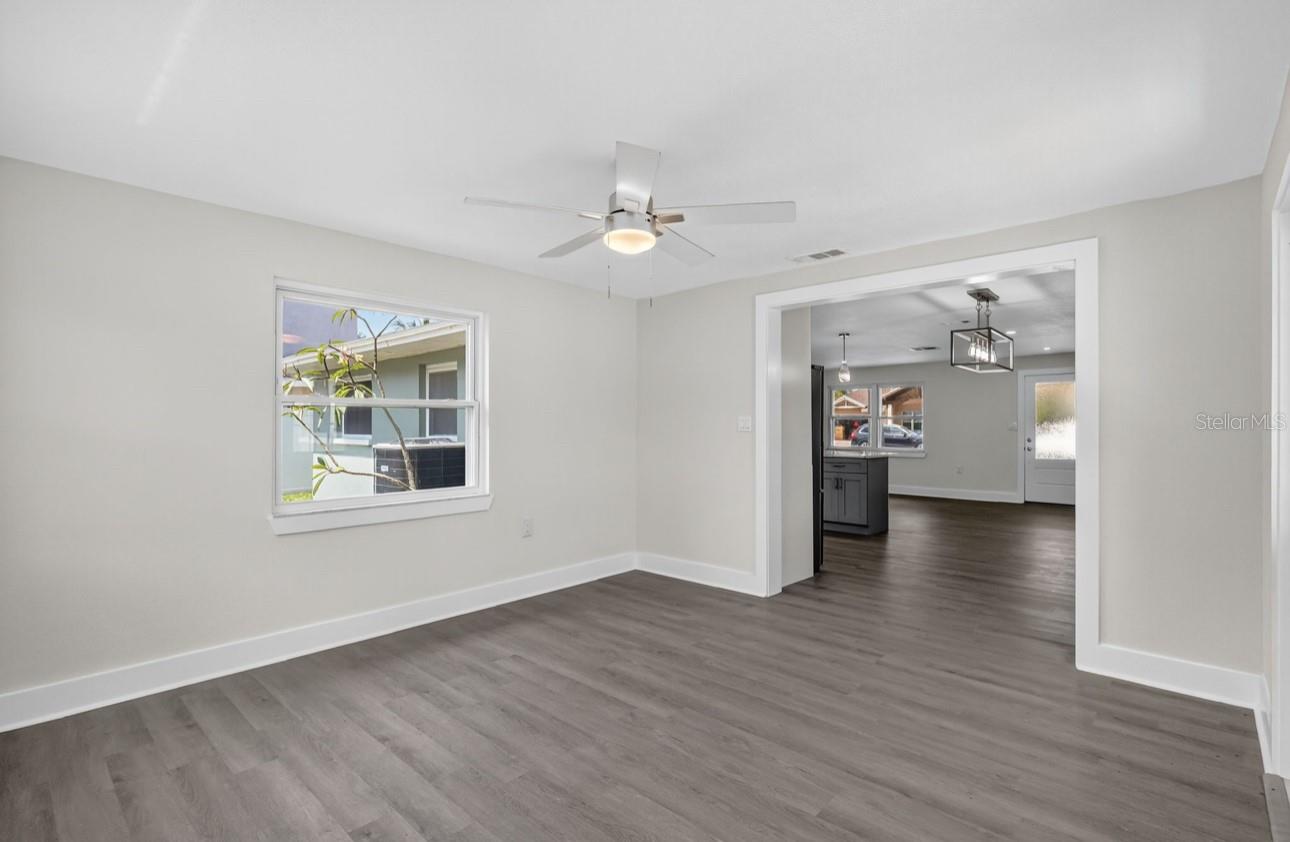 Image 15 of 53 For 2175 Edythe Drive