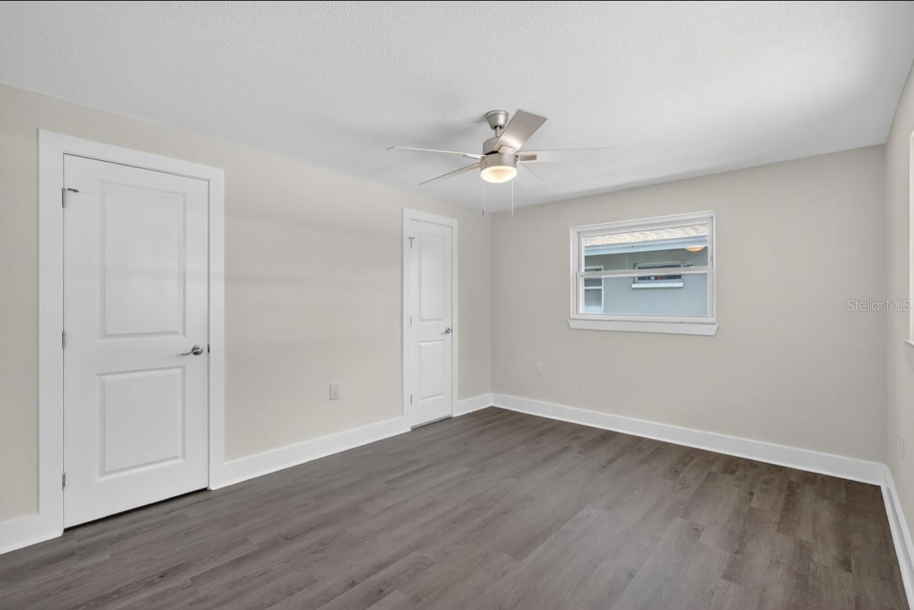 Image 18 of 53 For 2175 Edythe Drive