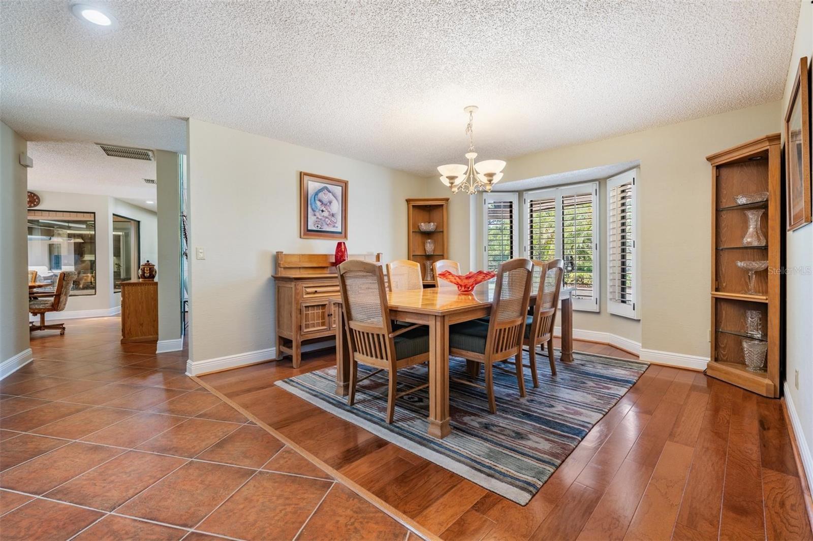 Image 12 of 49 For 663 Turnberry Court