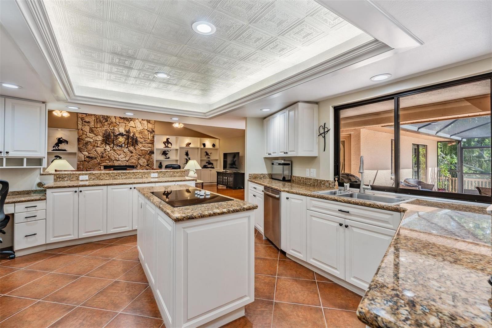 Image 22 of 49 For 663 Turnberry Court