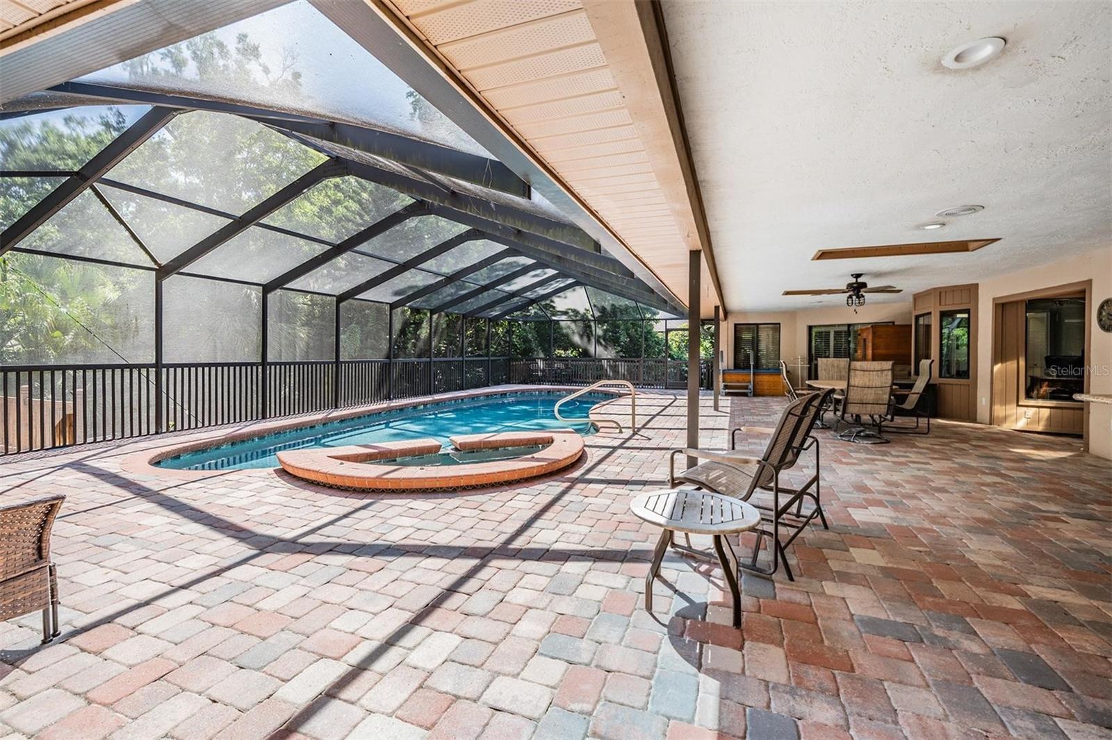 Image 7 of 49 For 663 Turnberry Court