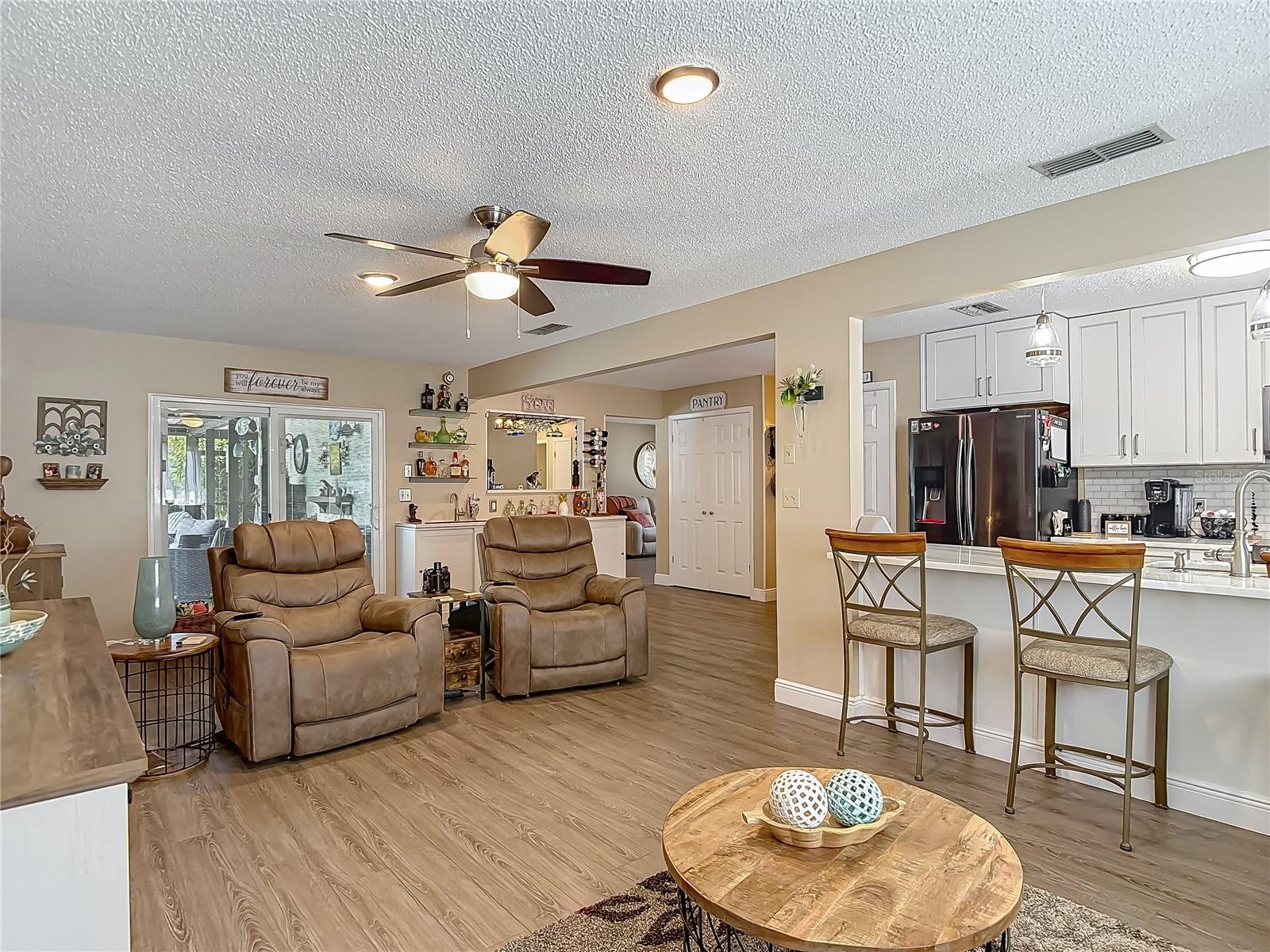 Image 18 of 79 For 8600 Briar Patch Drive