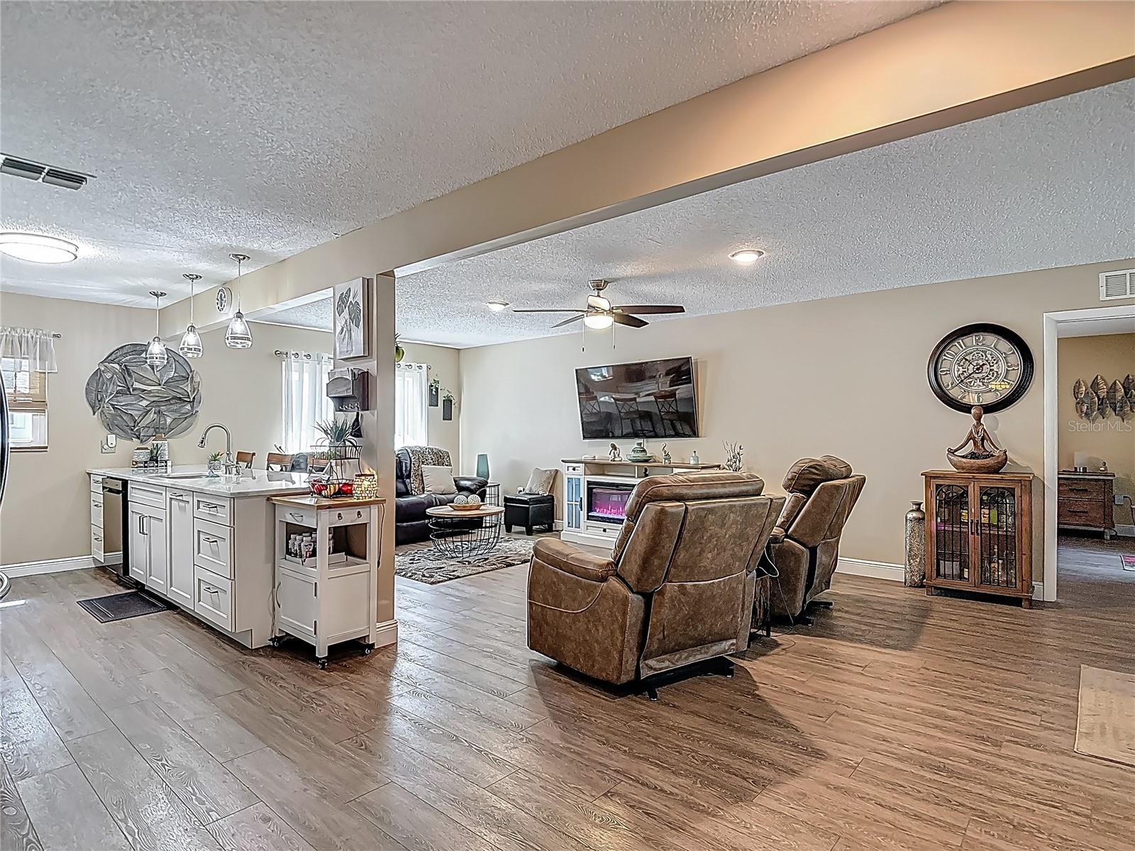 Image 21 of 79 For 8600 Briar Patch Drive