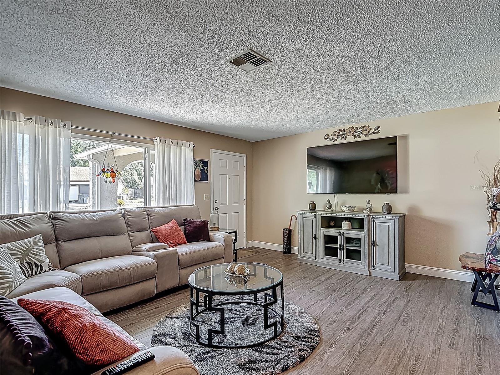 Image 7 of 79 For 8600 Briar Patch Drive