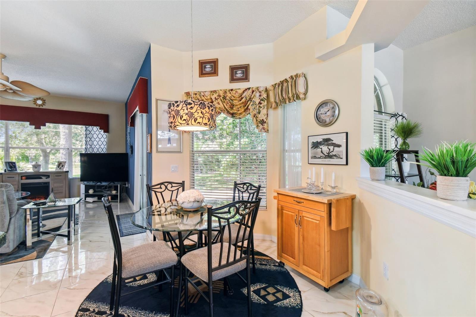 Image 12 of 47 For 18532 Myrtlewood Drive
