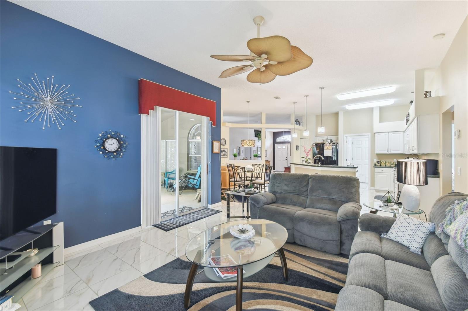 Image 14 of 47 For 18532 Myrtlewood Drive