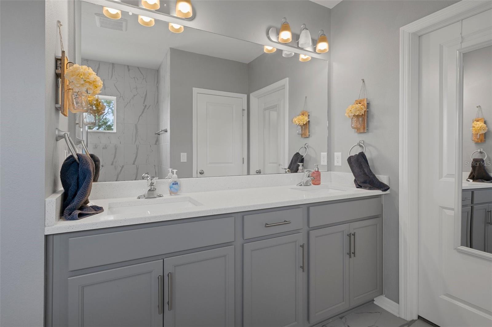 Image 37 of 81 For 733 Old Windsor Way