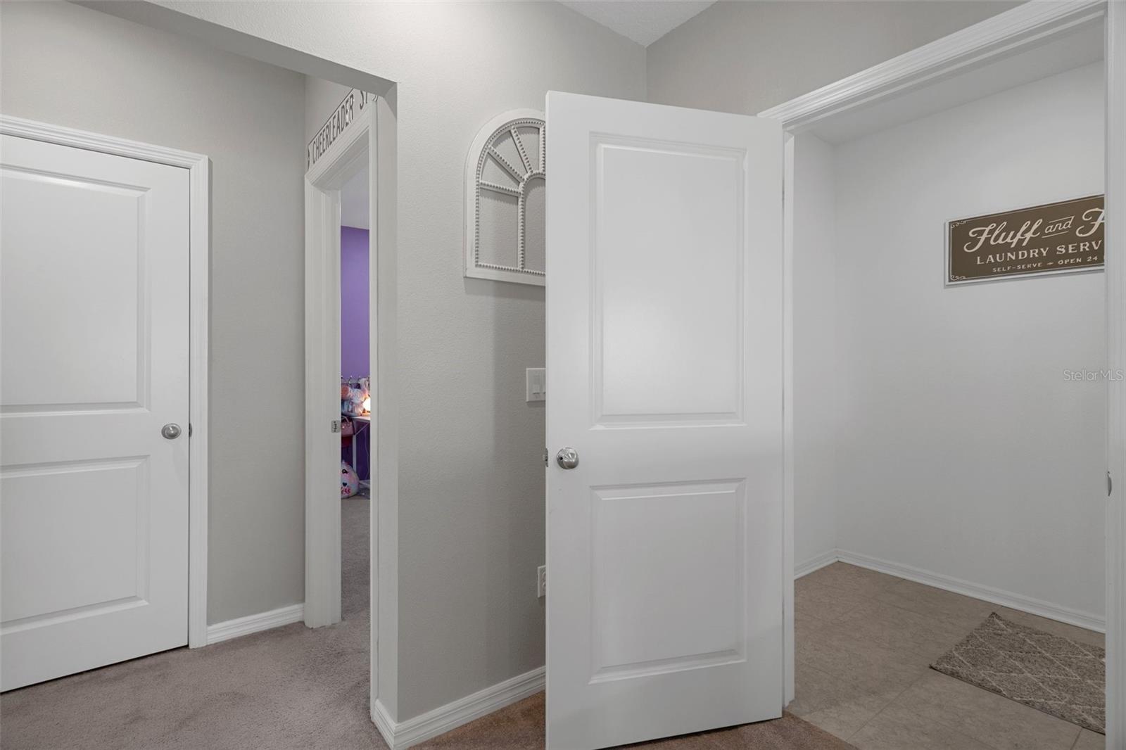 Image 43 of 81 For 733 Old Windsor Way