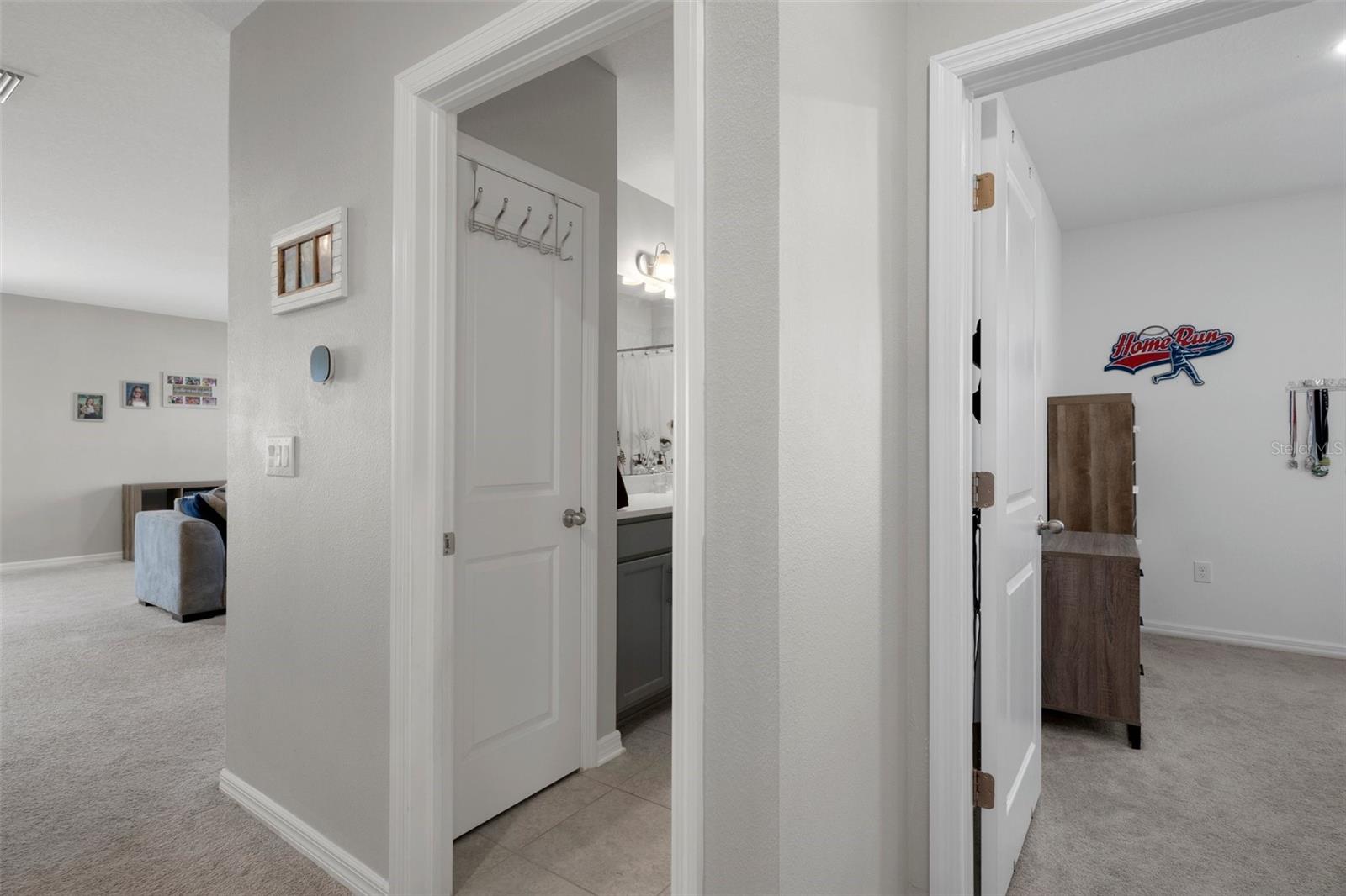 Image 44 of 81 For 733 Old Windsor Way
