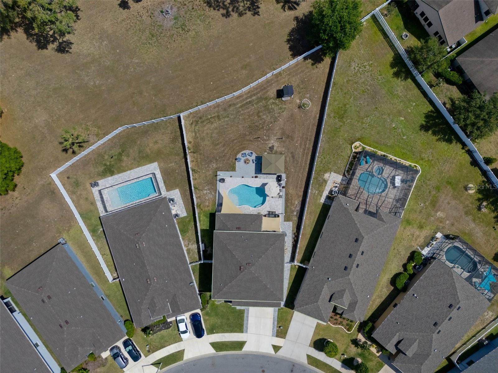 Image 74 of 81 For 733 Old Windsor Way