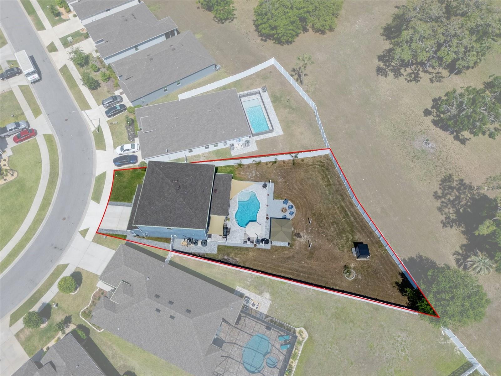 Image 77 of 81 For 733 Old Windsor Way