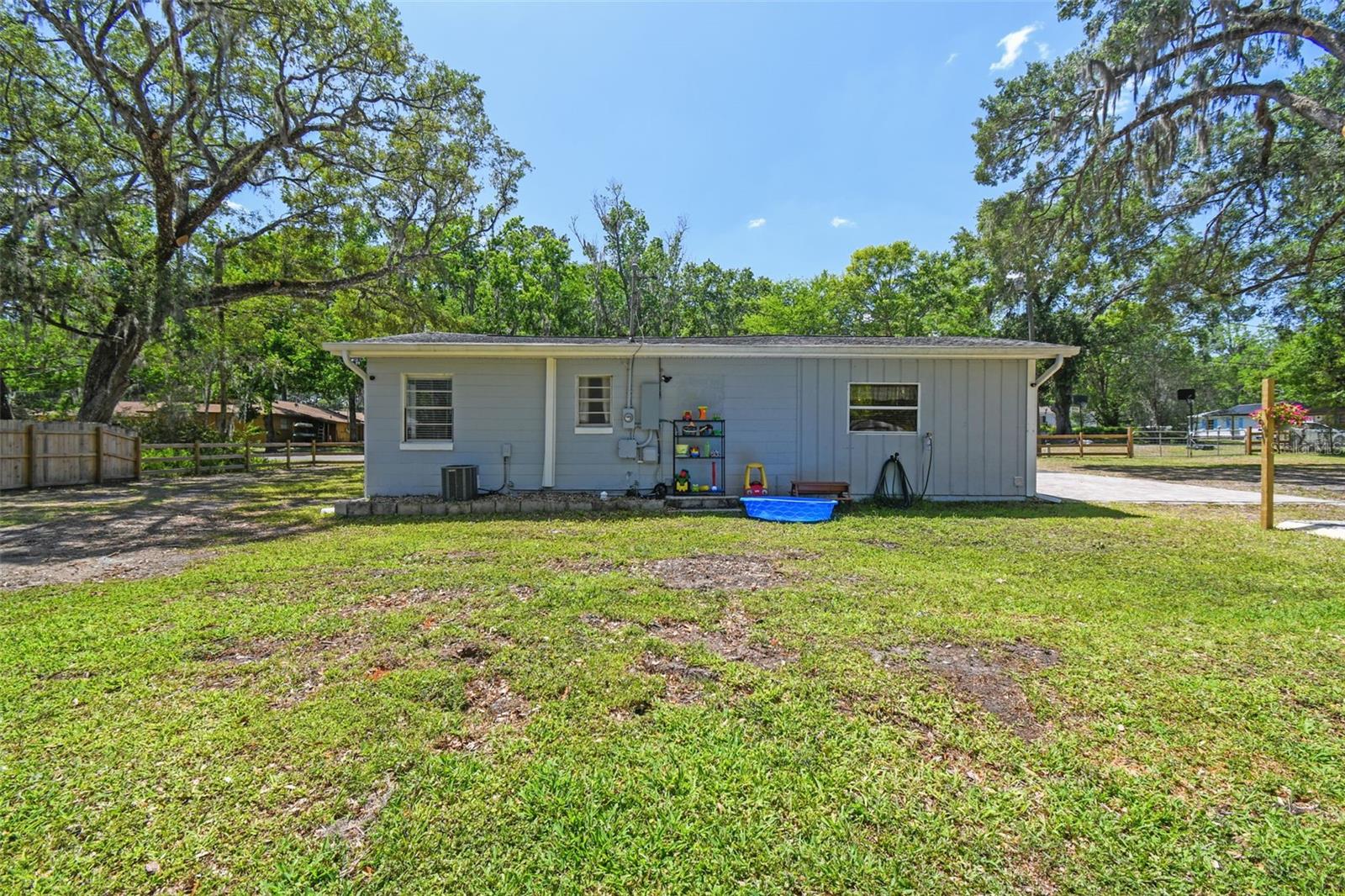 Image 23 of 34 For 9226 Dan Lynn Street
