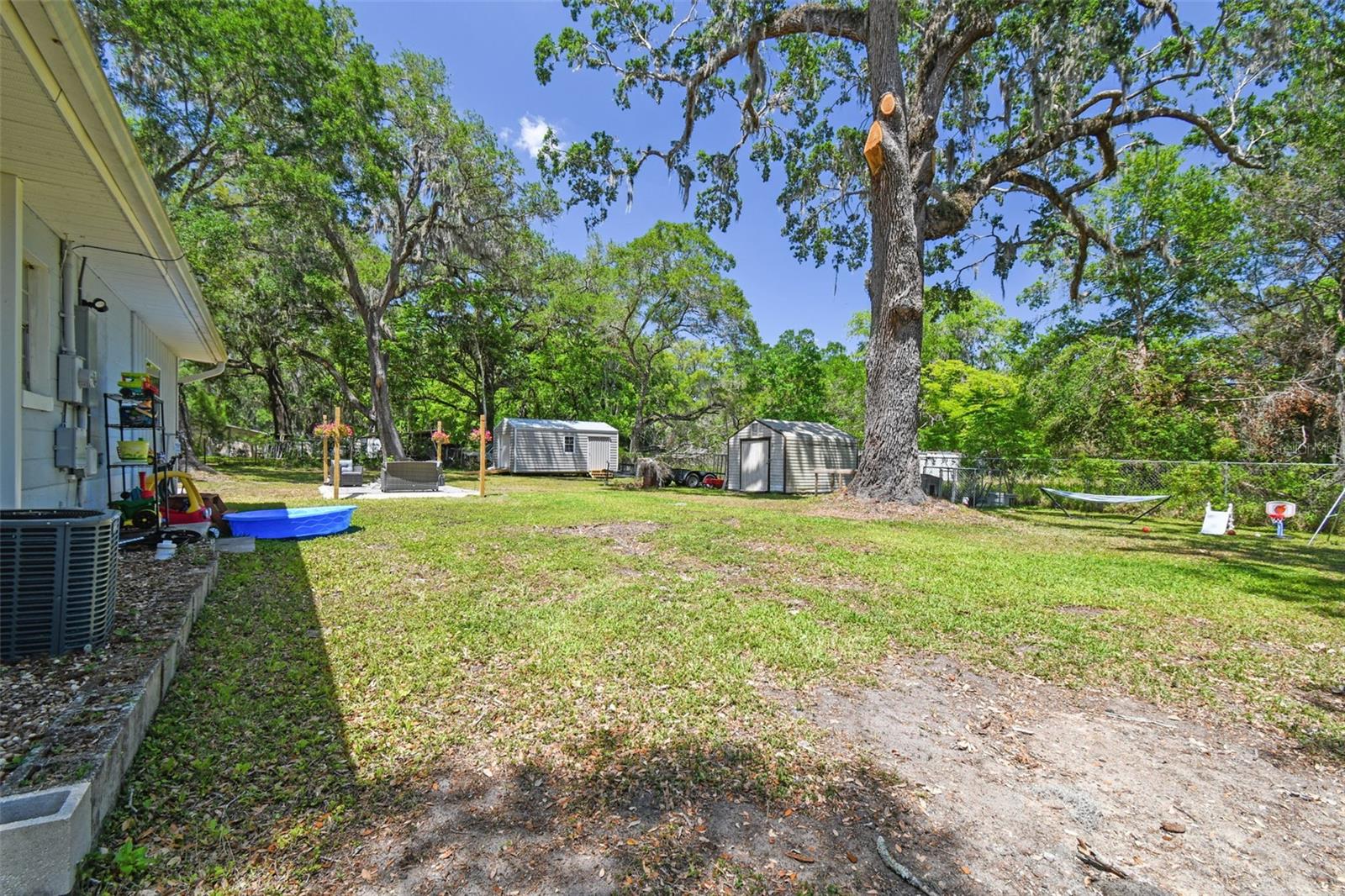 Image 28 of 34 For 9226 Dan Lynn Street