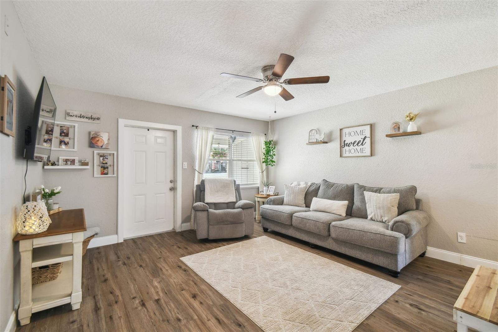 Image 7 of 34 For 9226 Dan Lynn Street