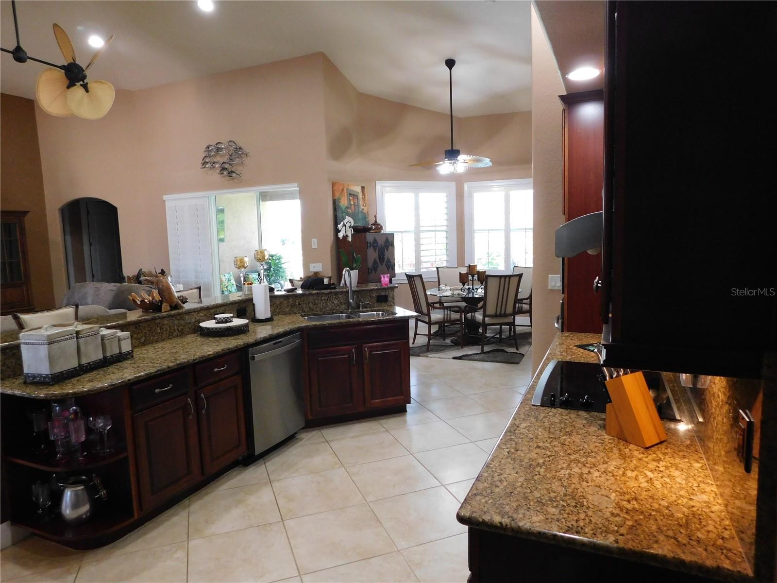 Image 12 of 44 For 25352 Doredo Drive