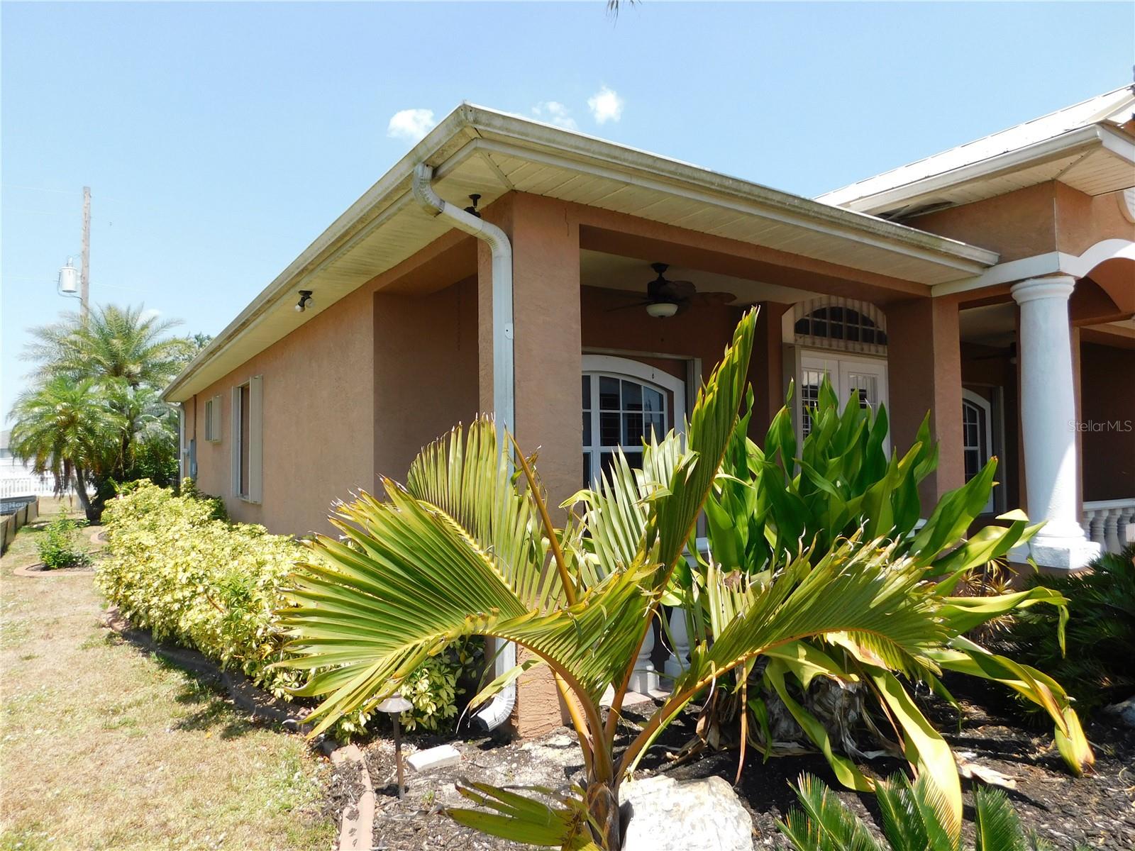 Image 4 of 44 For 25352 Doredo Drive