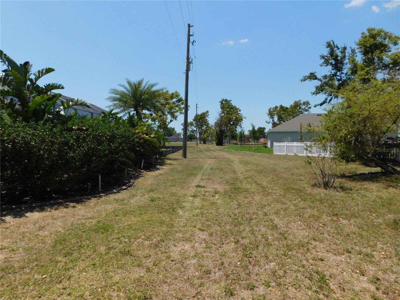 Image 6 of 44 For 25352 Doredo Drive