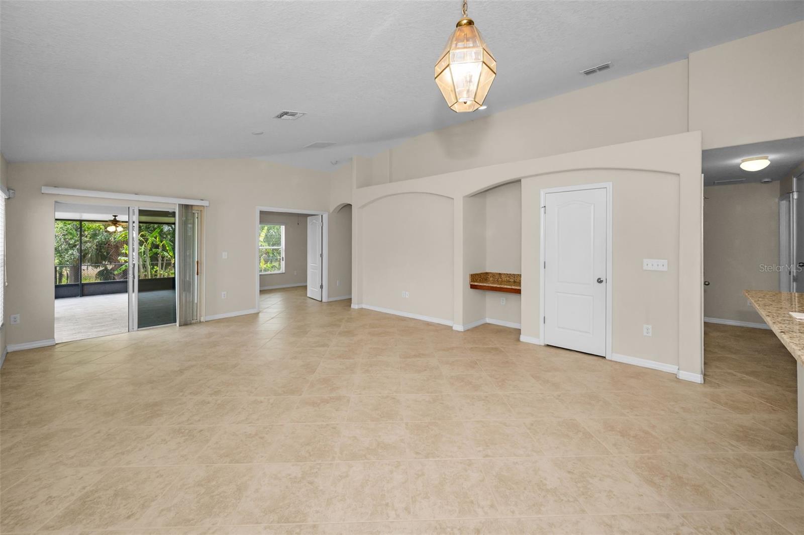 Image 21 of 71 For 10106 Tolman Drive