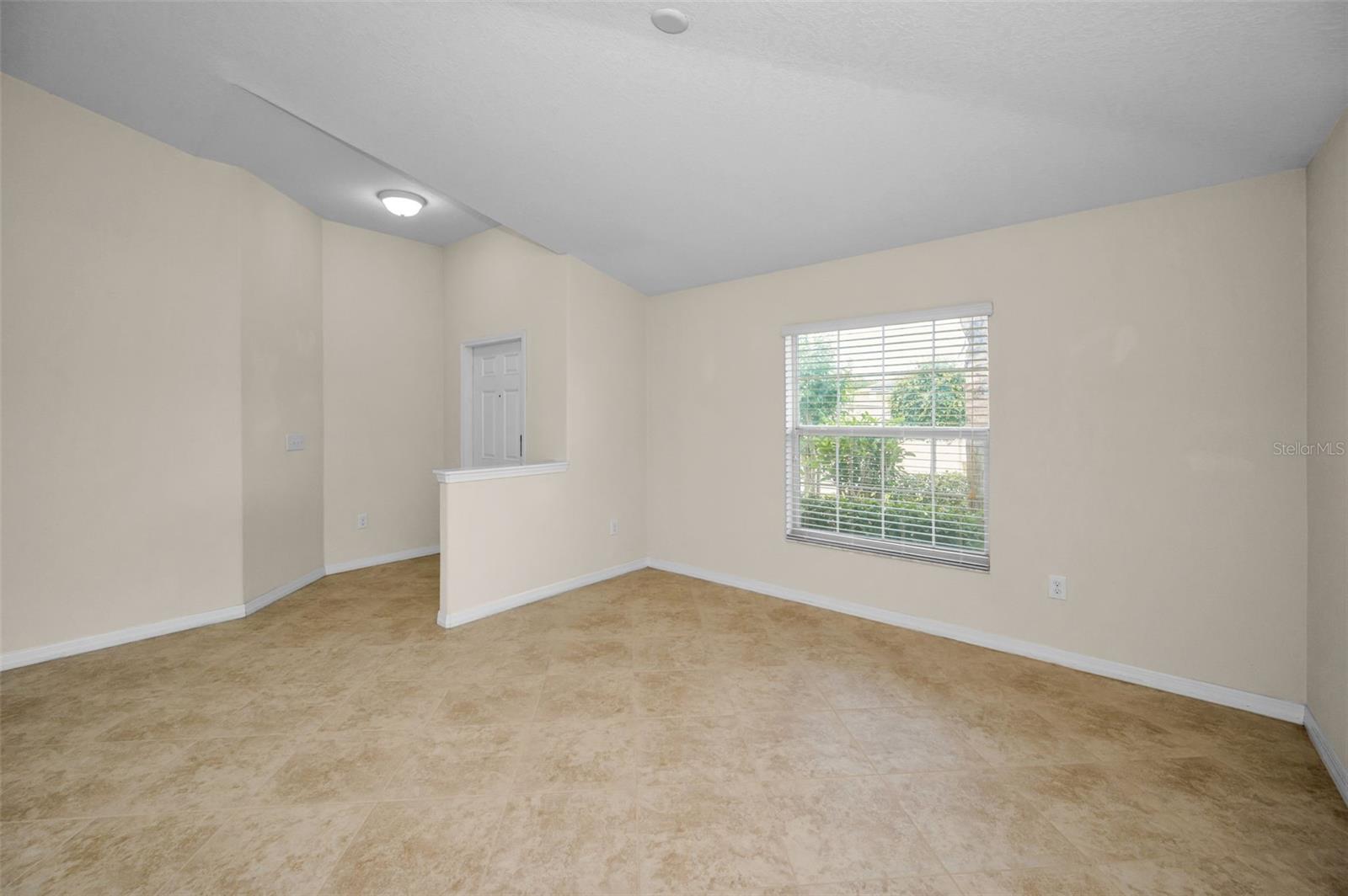 Image 5 of 71 For 10106 Tolman Drive