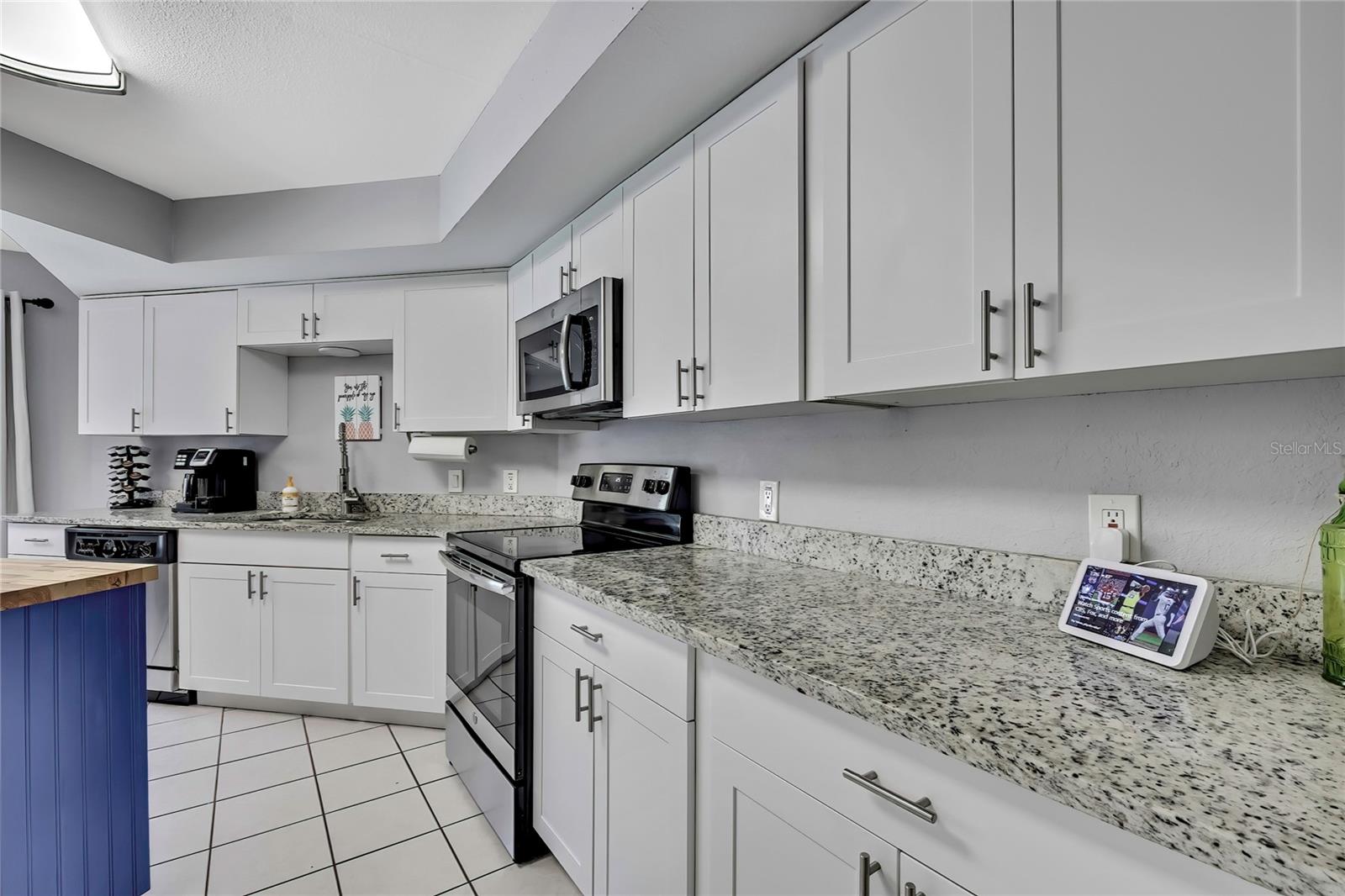 Image 9 of 68 For 13373 Lawrence Street