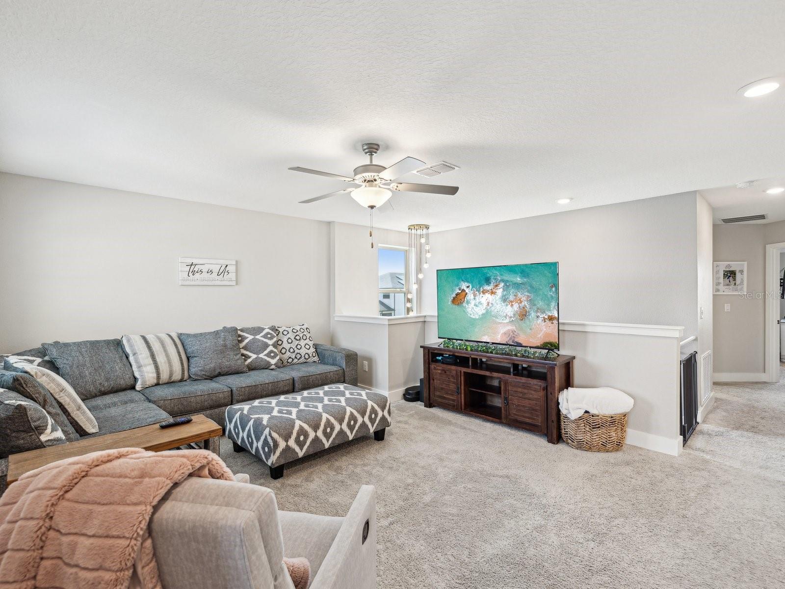 Listing photo id 23 for 8630 Campus Woods Way