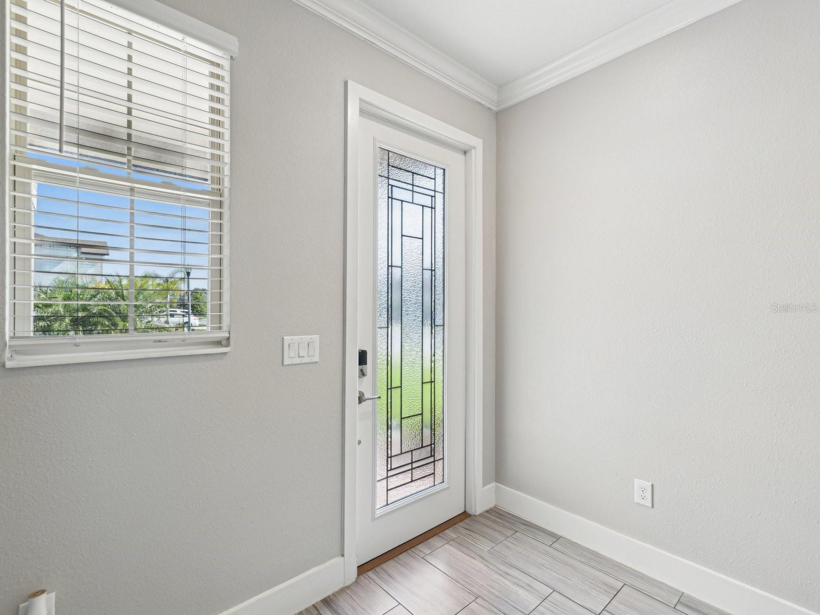 Listing photo id 2 for 8630 Campus Woods Way
