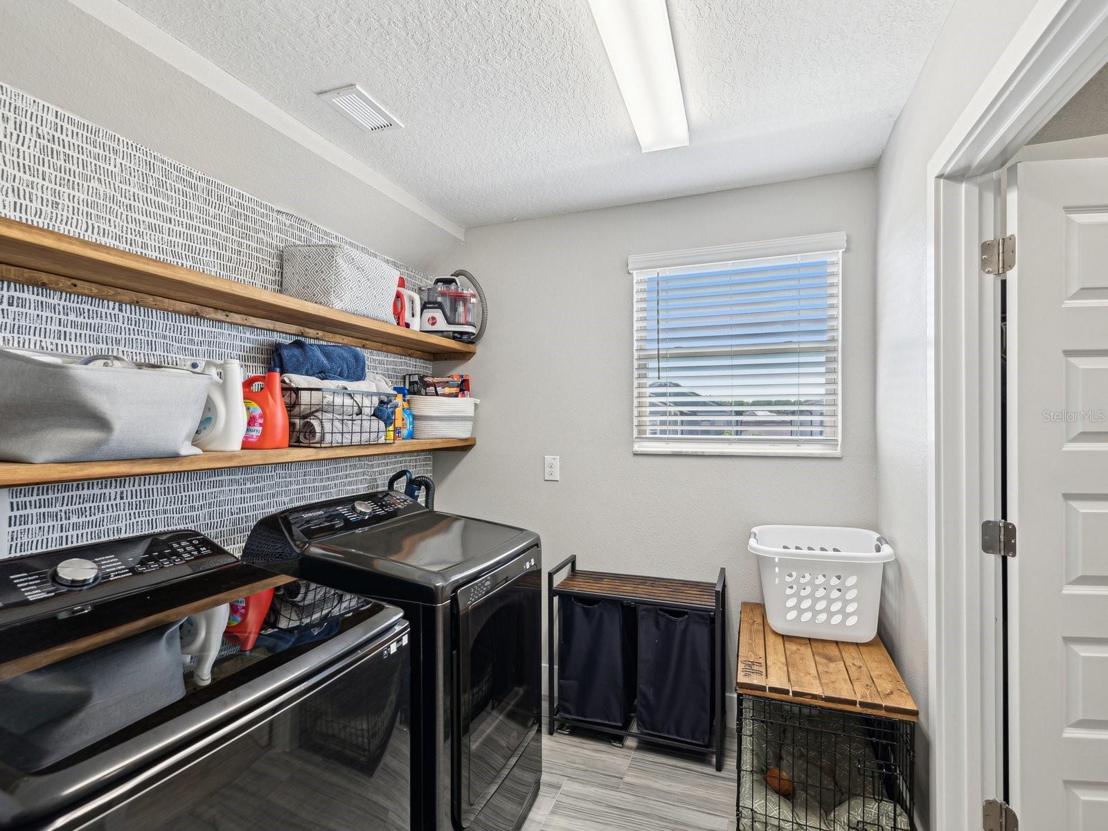 Listing photo id 39 for 8630 Campus Woods Way
