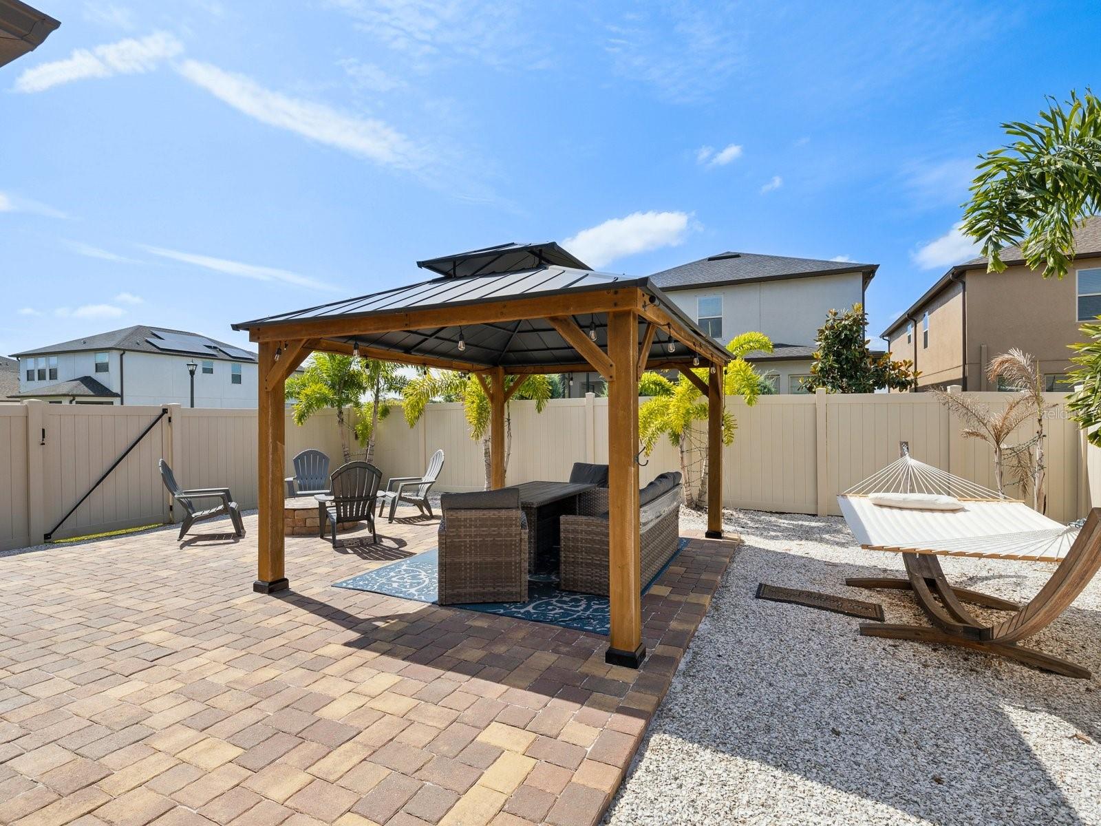 Listing photo id 47 for 8630 Campus Woods Way