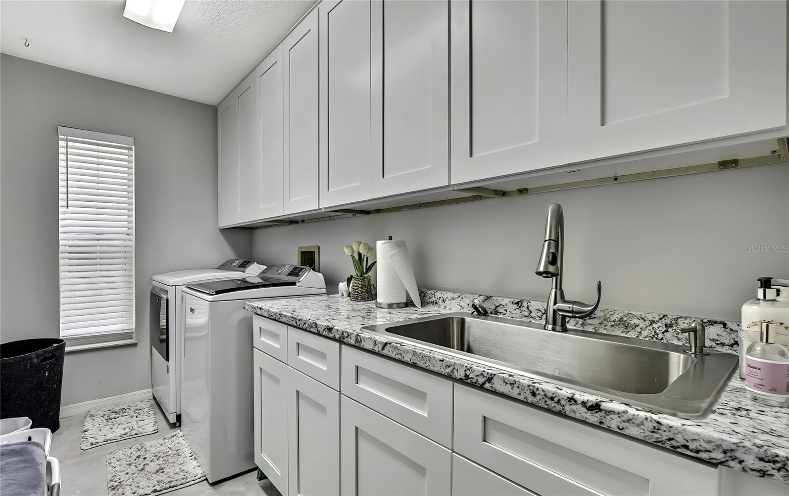 Image 30 of 67 For 7233 Royal Oak Drive