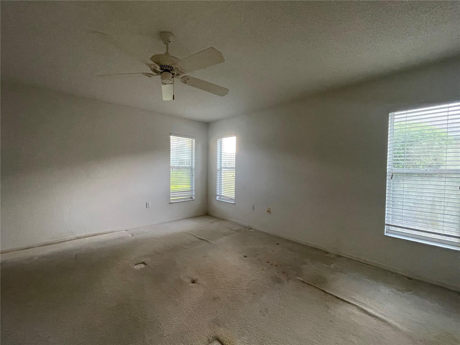 Image 13 of 31 For 11213 Brooklawn Drive