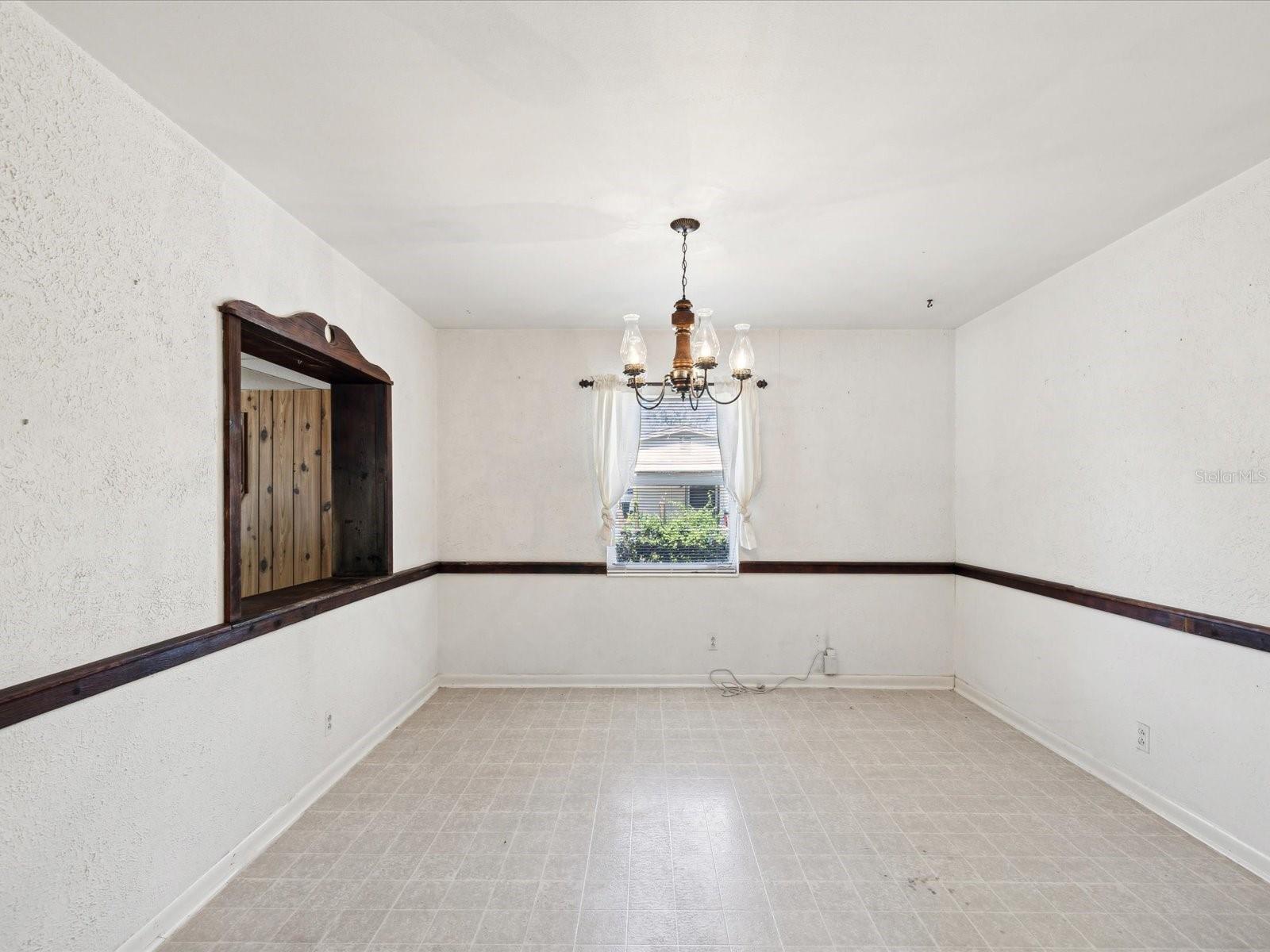 Image 7 of 28 For 7012 Ponderosa Drive