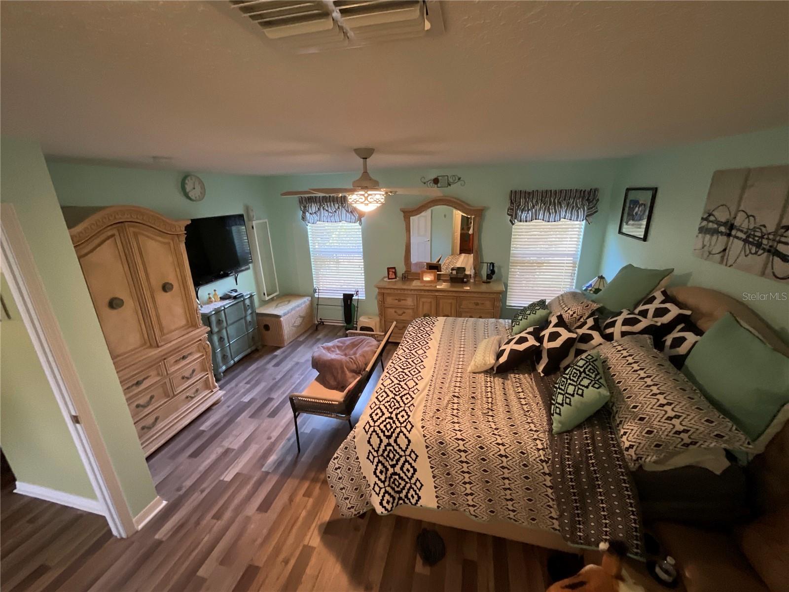 Image 12 of 25 For 18027 Baywood Forest Drive